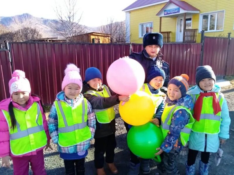 Подслушано в шебалино в контакте республика. Детсад Шебалино. Детский сад Алтынсай. Детский сад солнышко Шебалино. Дет сад Алтынсай Шебалино.