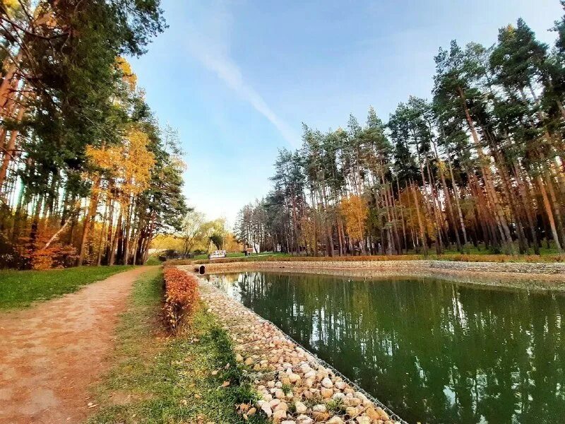 лучшие парки подмосковья. парки на семеновской. парки подмосковья. лодочная станция пехорка парк. парки подмосковья.