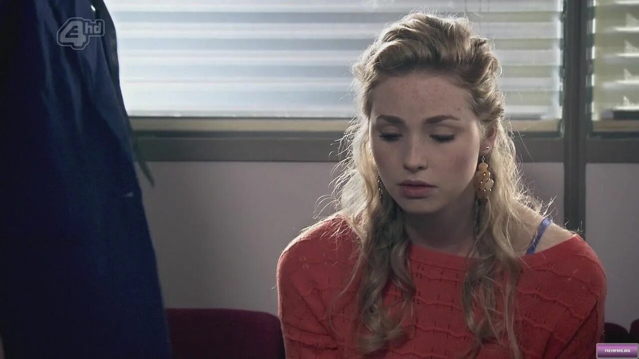 Эмили блант ледяная королева. Промышленная 17. Фрейя полярная ул 30а северодвинск отзывы. Фрейя богиня любви и войны. Элизабет фрея майклсон.