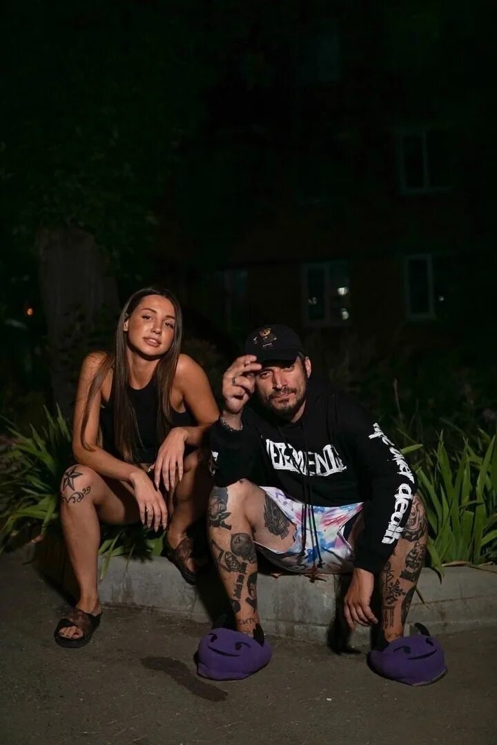 Первая жена паши техника. Девушка Паши техника Катя. Рэпер Пашу.