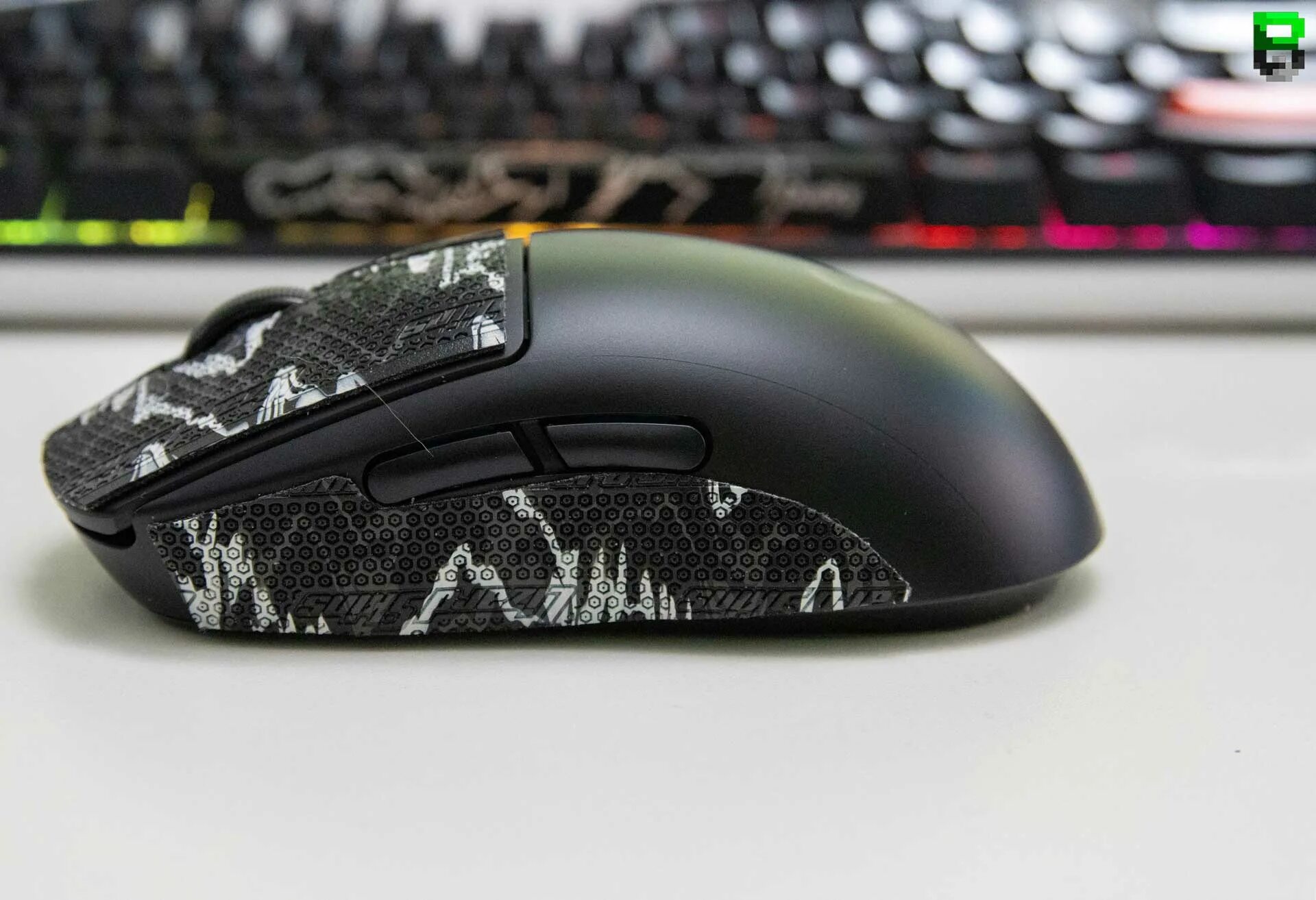 Беспроводная игровая мышь logitech g pro. Мышка Лоджитек g Pro. Logitech Lightspeed g Pro Wireless. Mouse Grip Logitech g Pro Superlight. Logitech g Pro x Wireless мышь.