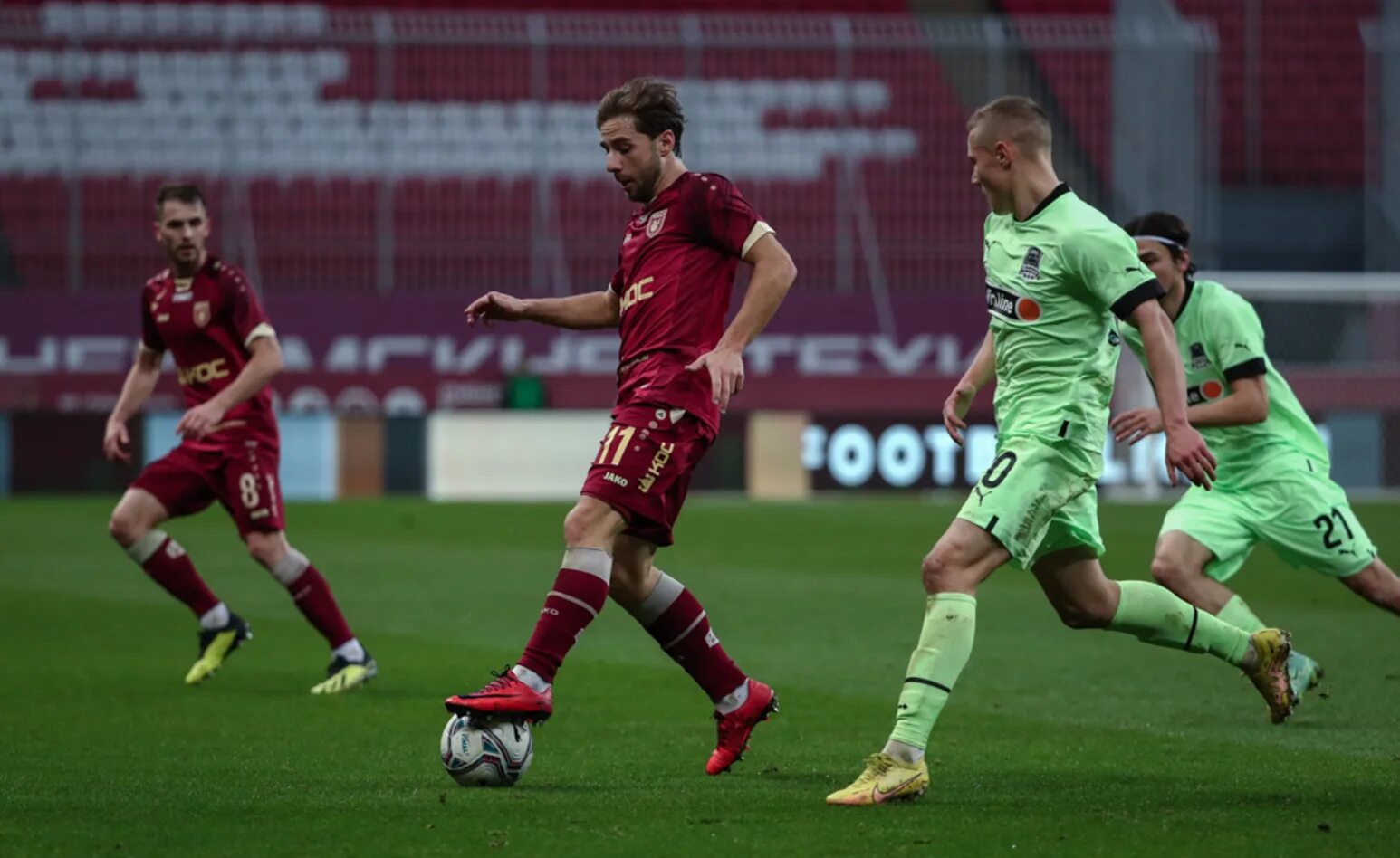 Рубин вылетел из рпл. Рубин казань. Фк рубин казань. Когда играет рубин. Рубин уфа слуцкий.