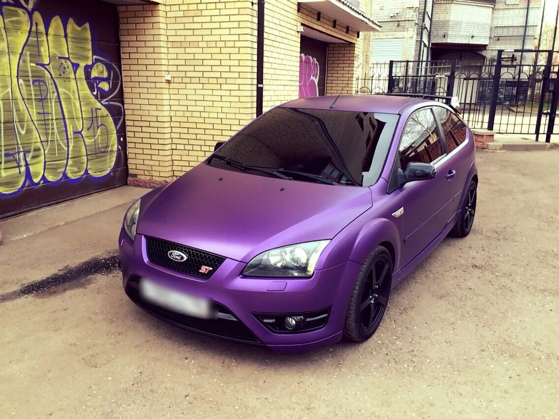 Ford Focus 2 фиолетовый. Форд Focus 2 фиолетовый. Форд фокус 2 хэтчбек фиолетовый. Форд фокус 2 Рестайлинг седан фиолетовый. Купить фокус ярославле