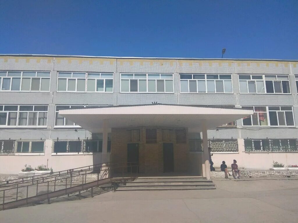 Двадцать пятая школа самара. Елагина самара 148 школа. Школа 25 балашиха. Школа 75 самара. Школа 25 самара.