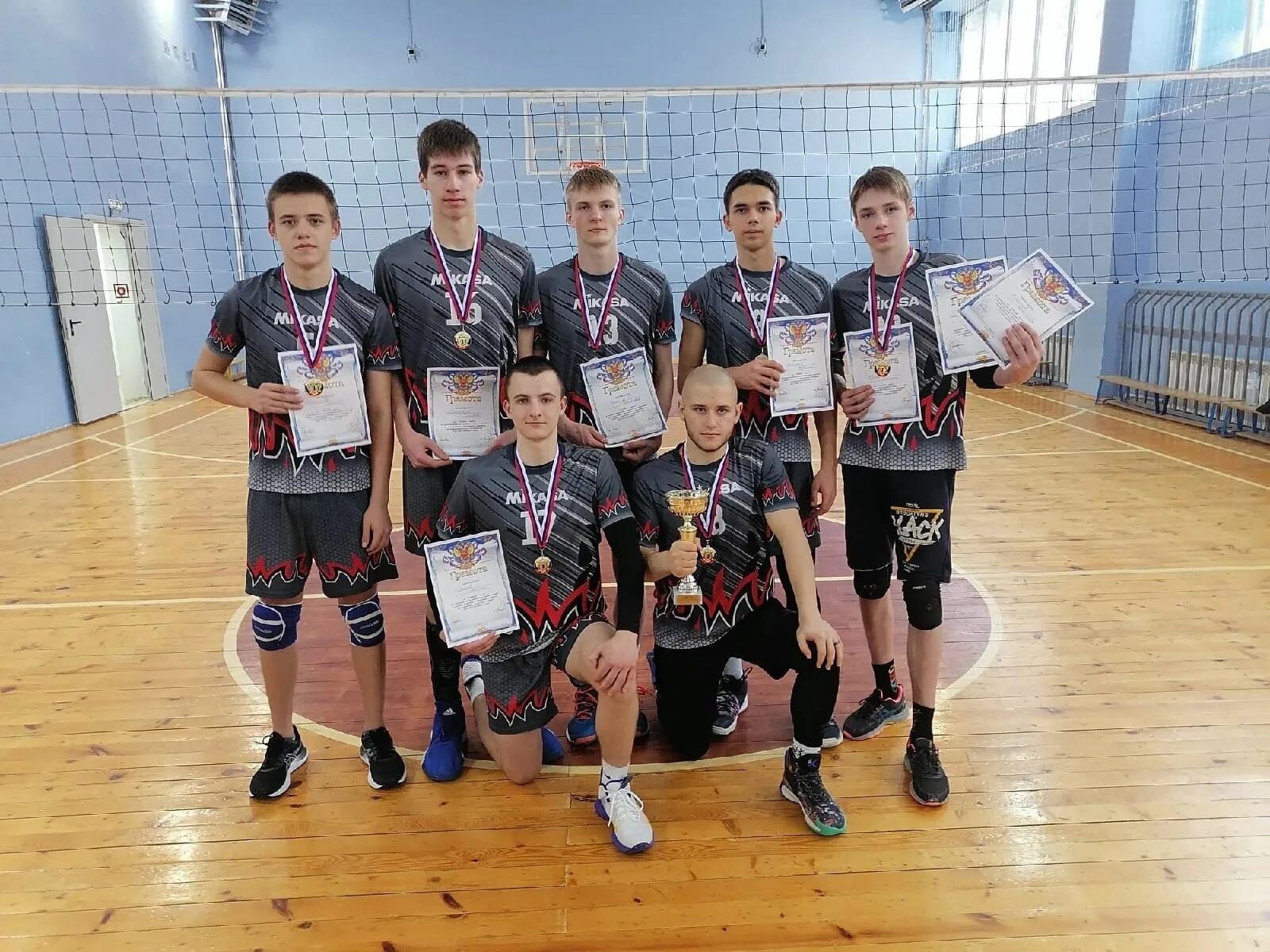 лыжные гонки в ельце. лыжная школа липецк. спортшколы елец. юношеская команда по волейболу в школе. волейбол среди юношей 2008 2009.