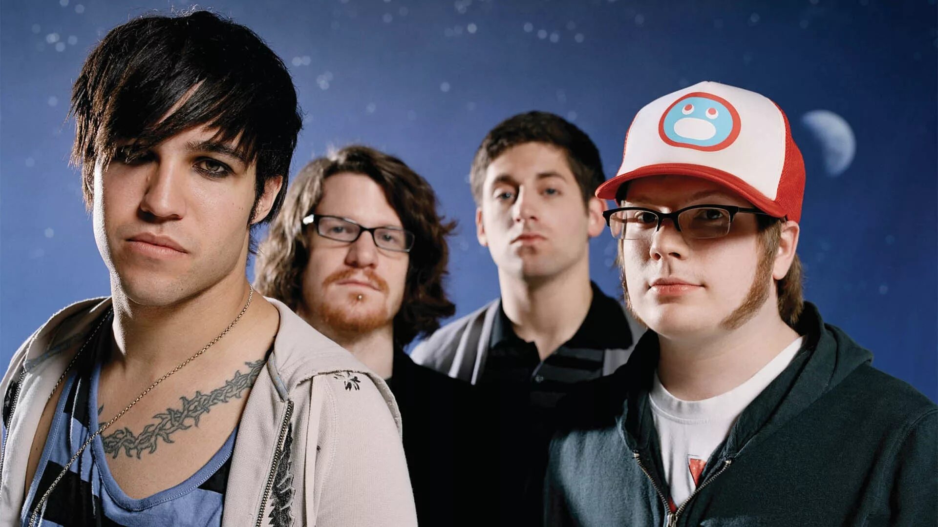 Группы 2010 х. Группа Fall out boy. Фоллаут бой группа. Группа Fall out boy 2007. Fall out boy 2000.