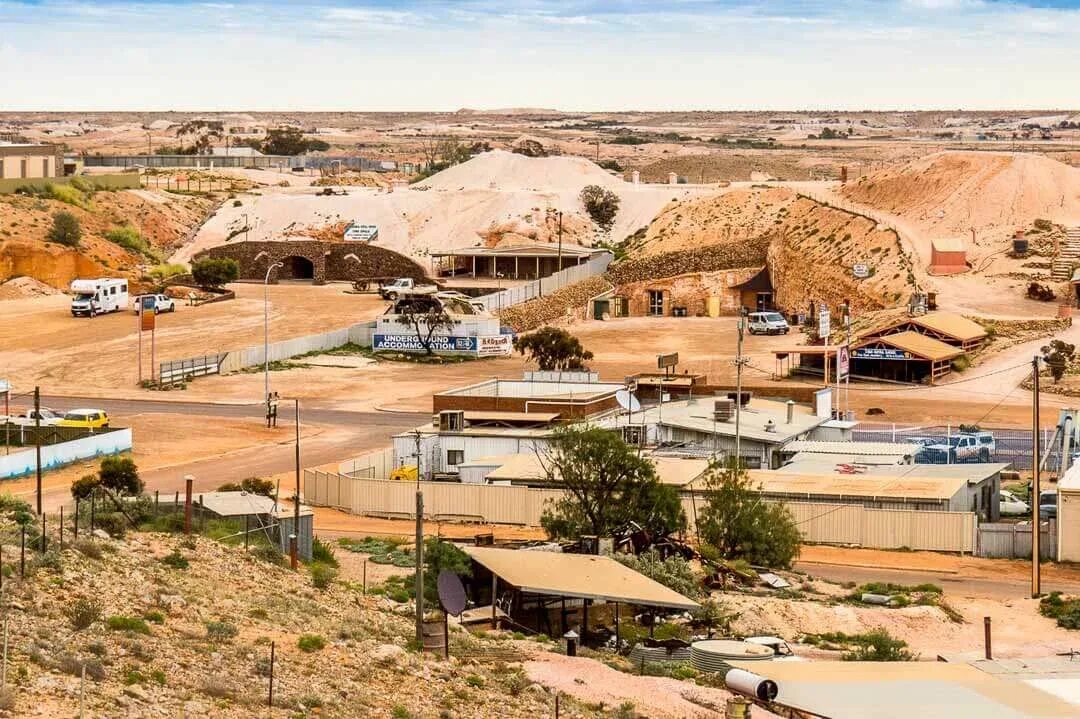 Подземный город кубер-педи музей опалов. Подземный город в австралии. Опалы с кубер-педи австралия. Кубер-педи подземный город в австралии фото. Подземный город в австралии.