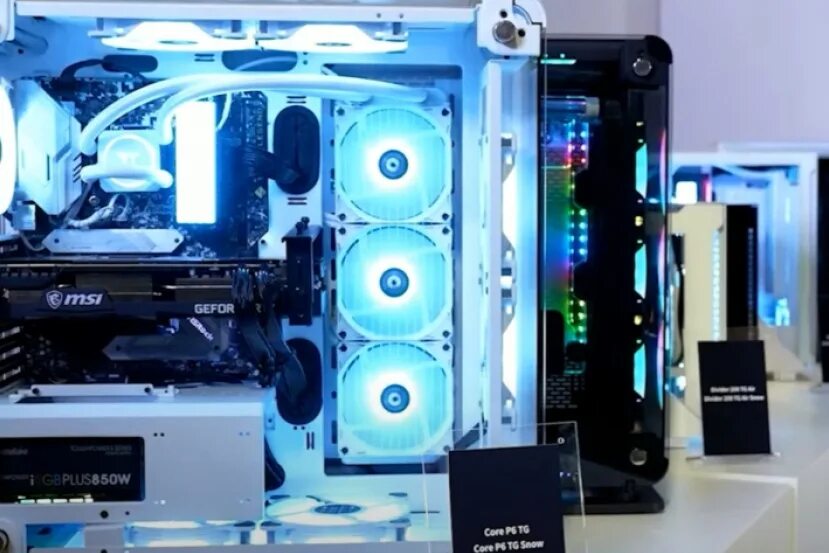 Core p6 tg. Thermaltake Core p6 TG. Thermaltake Core p6. Thermaltake Core p6 TG Snow. Кастом СЖО Thermaltake Core p6 TG.