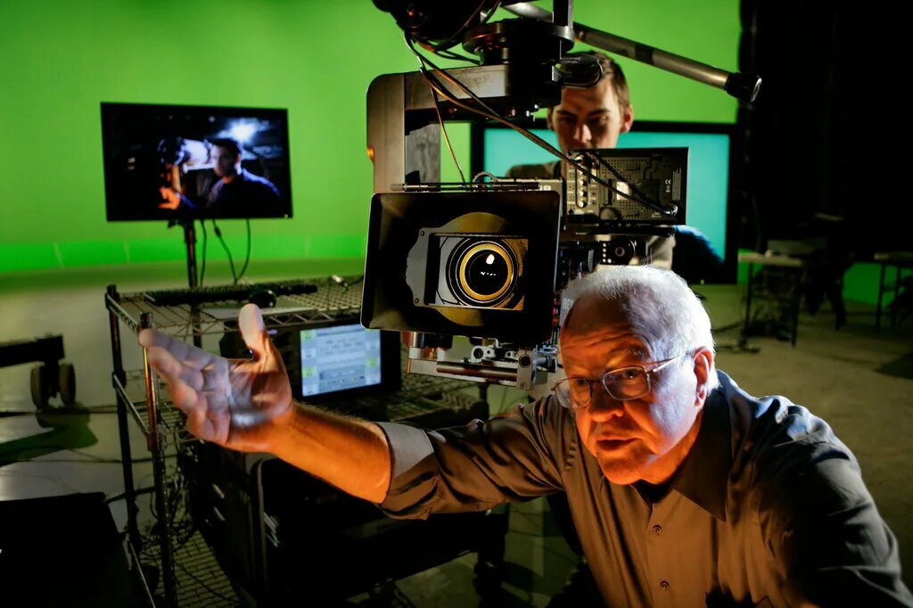 Съемки. Съёмка (кинематограф). Кадры со съемок. Дуглас трамбалл. Режиссер на съемочной площадке.