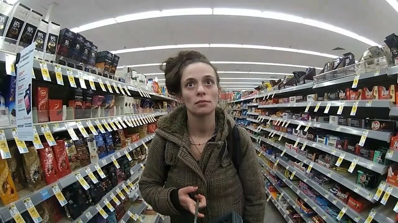 Одежде шоплифтеров. Клептомания фото. Stolen stores. Небольшая клептомания стоковое. Stolen stores.