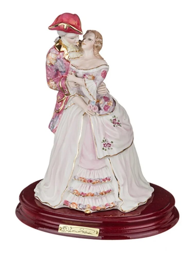 Интерьерные статуэтки. Фарфор испания lladro. Китайские фарфоровые статуэтки. Магазины фарфоровых статуэток. Фарфор статуэтки.