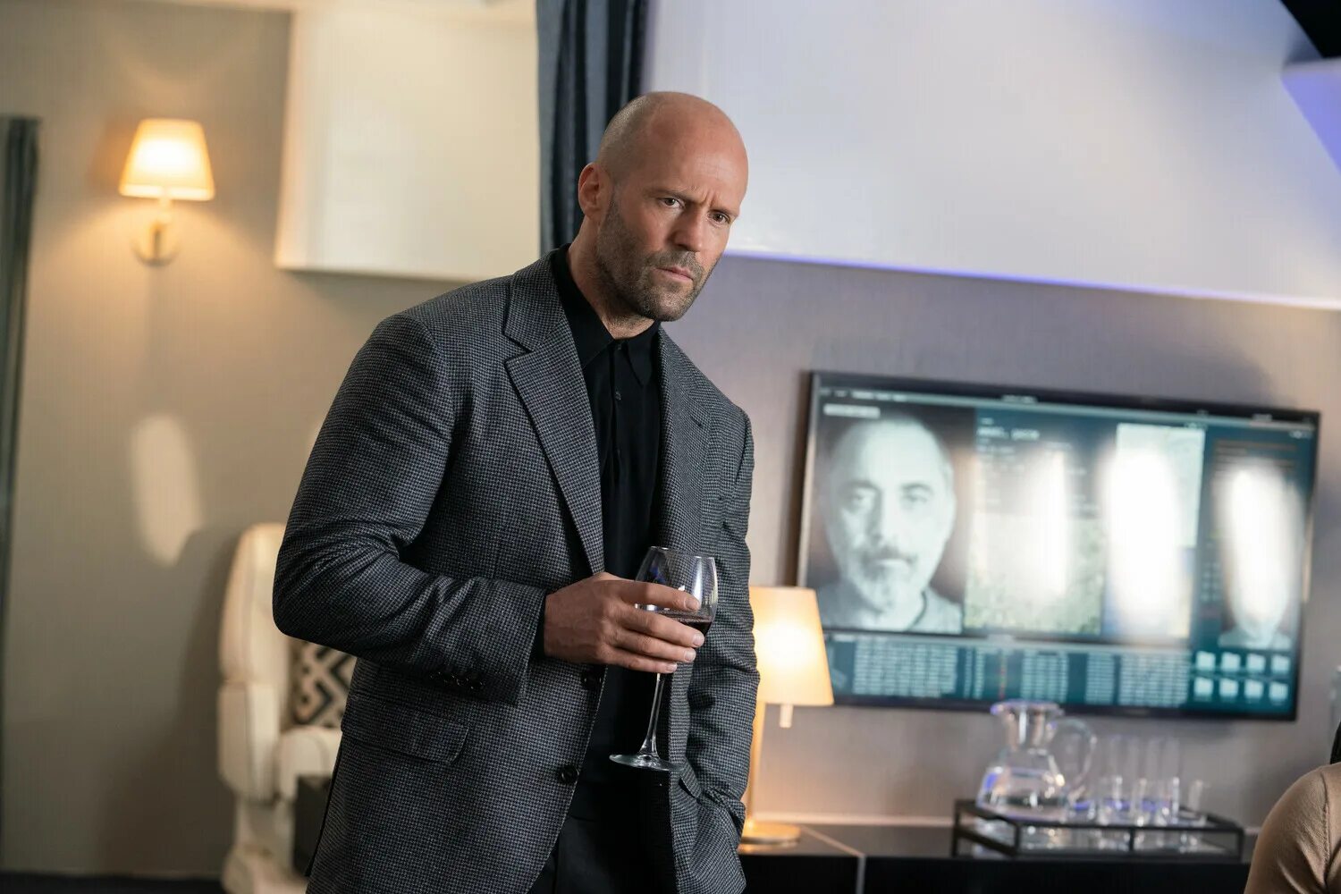 Джейсон стэтхэм операция фортуна. Джейсон стэтхэм операция фортуна. Джейсон стэтхэм 2001. Операция фортуна стэтхэм. Операция фортуна стэтхэм.