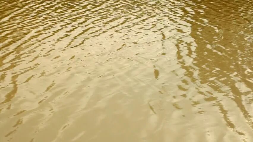 Желто коричневая вода. Коричневая вода. Коричневый оттенок воды. Водяной коричневый. Эстэтичная коричневая вода.