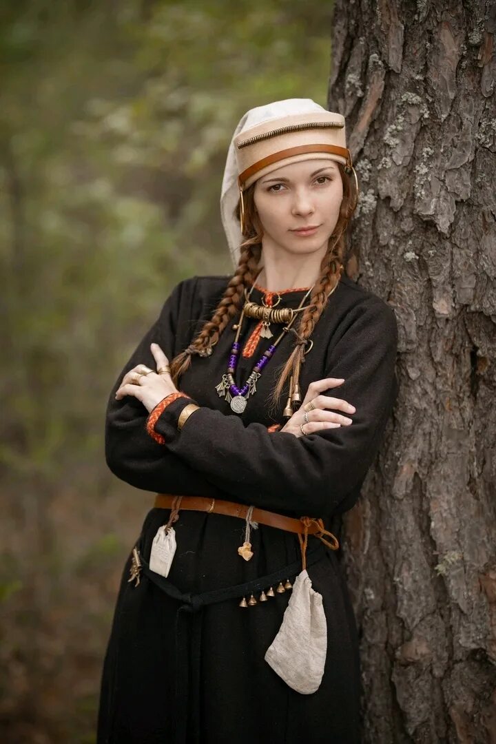 Почему меря. Угро финские племена на карте. Меря мурома мещера. Меря народ. Финно-угорское племя меря.