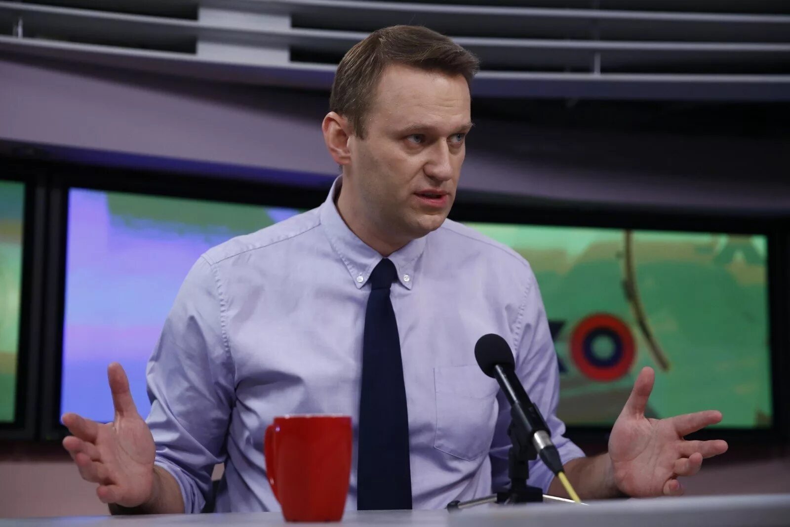Ютуб новости 5. Гуайдо Навальный. Навальный последние. Навальный новости.