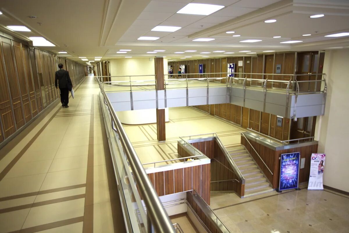 Мгимо внутри. Мгимо новый корпус внутри. Мгимо зал лобачевского. Мгимо внутри. Мгимо внутри внутри здания.