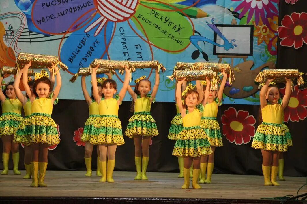 дом творчества маи. дворец пионеров волжский. дом творчества маи. дом культуры в сокольниках. ддют тольятти.