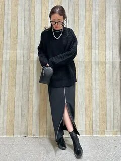 "リ ブ タ-ト ル ネ ッ ク セ-タ-(長 袖).ス ト ラ イ プ オ-バ-サ イ ズ シ ャ ツ(長 袖)"を... 