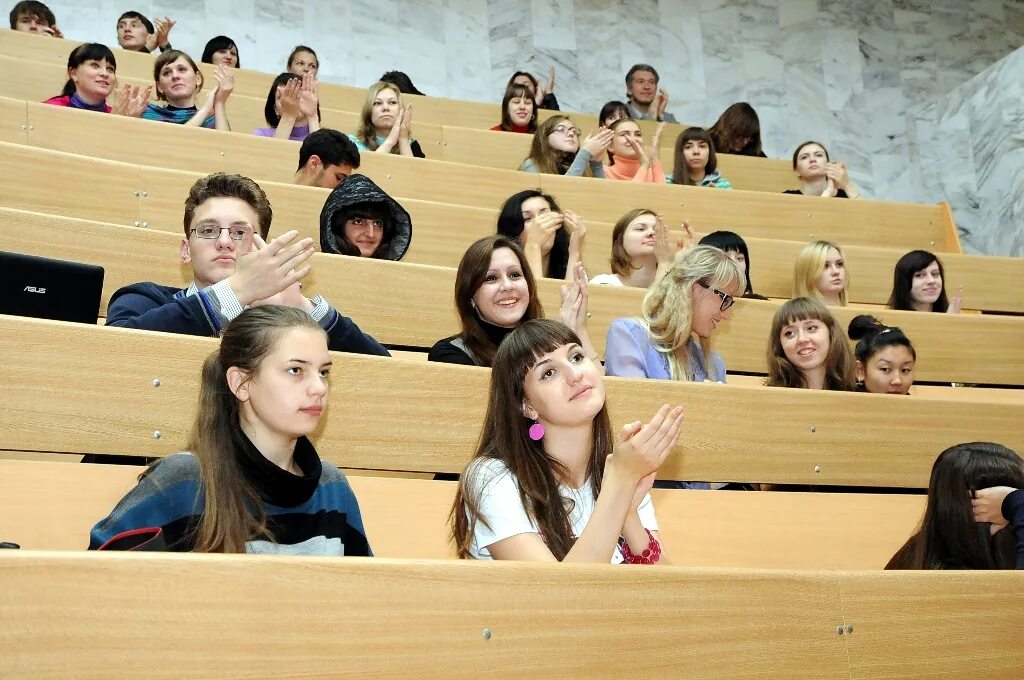 омгу им достоевского омск юрфак. омгу им достоевского 1998. константинова омгу. омгу иос. ксения тишкович омгу.