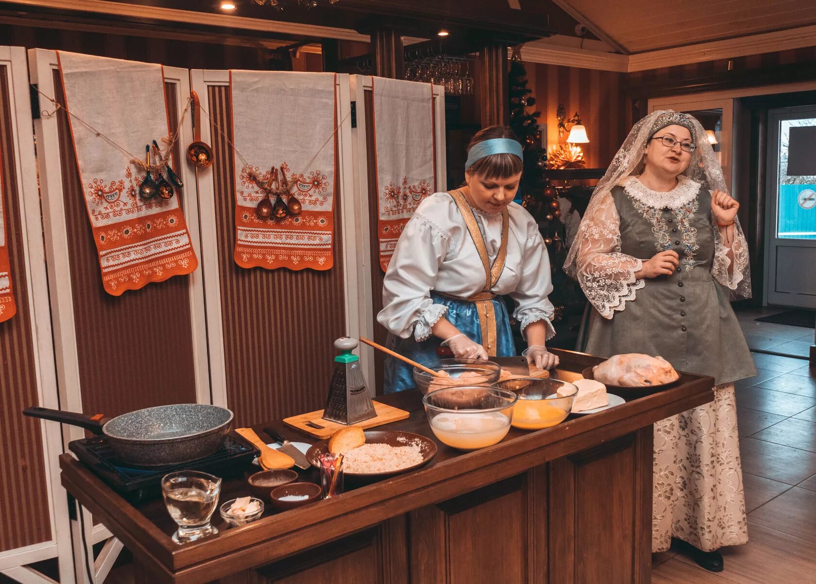 Музей гостиница Пожарских в Торжке. Кафе в Торжке у Пожарского в Торжке. Экскурсии с обедом