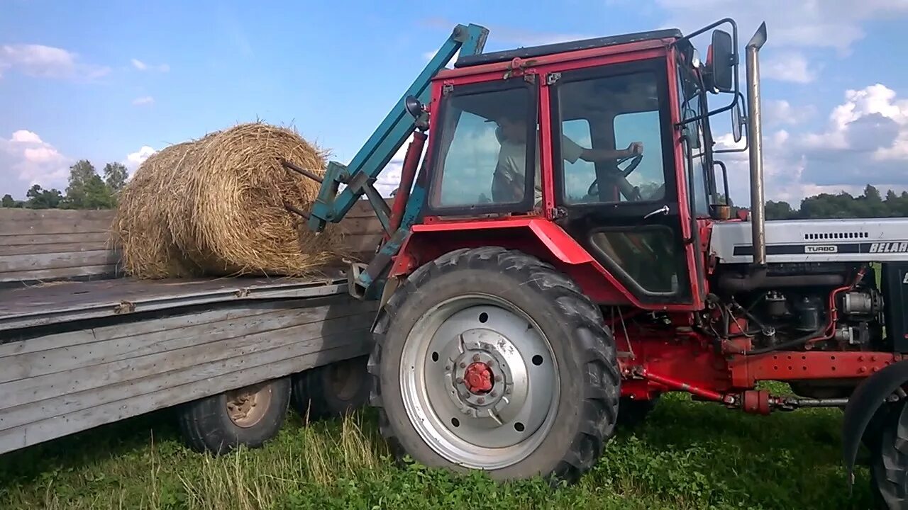 Погрузчики сена. Погрузчик для сена на навеску трактора т40. Погрузчик для рулонного сена для трактора т 25. Погрузчик тюков сена на т40. Погрузчик рулонов на навеску трактора т 25.