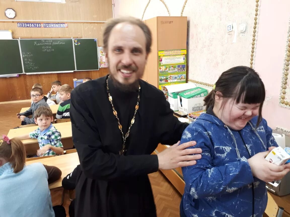 Специализированная школа 8 типа. Минусинская школа-интернат 8. 102 интернат свиблово. Школа запрудня соревнование. Усть-абаканская школа интернат.