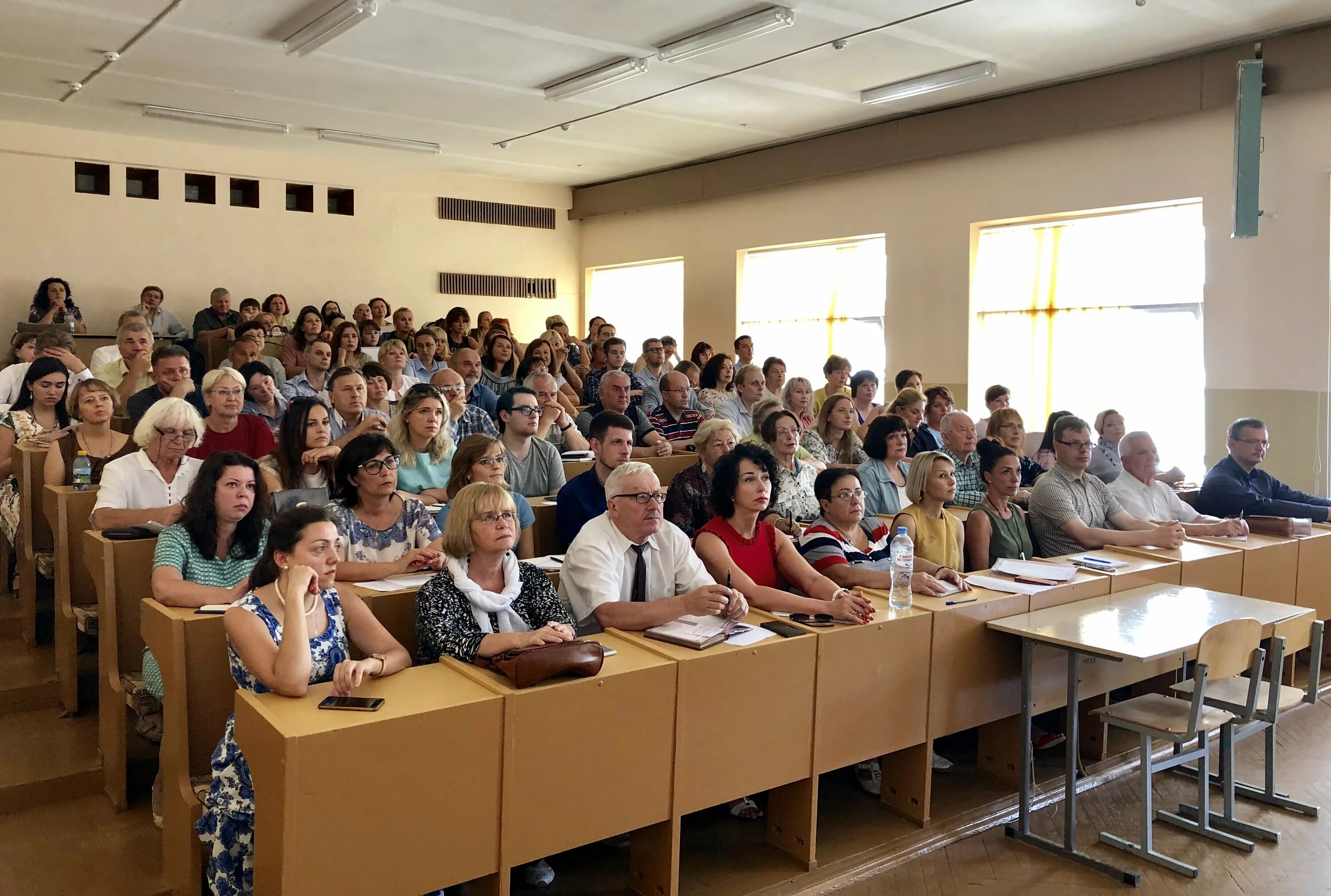 Портал иб бгу. БГУ экономический Факультет. БГУ Брянск филологический Факультет. Истфак БГУ Брянск. Брянский государственный педагогический университет факультеты.