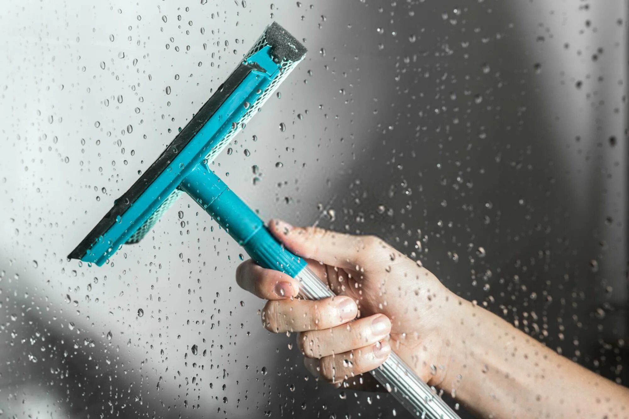 Чем отмыть брызги. Glass Cleaner Nano. Self-Cleaning. Убрать пыль со стены. Shower self Cleaning.