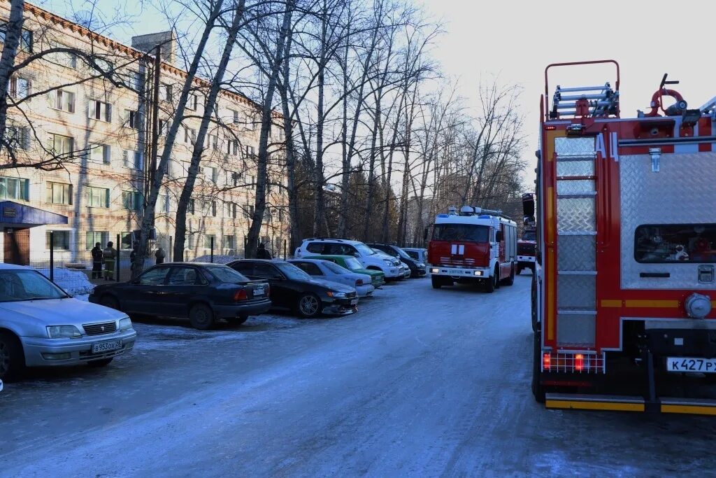 Общежитие амурская. Москва общага на Амурской. Пожар в общежитии Чебоксары фото м. Горького д 9.