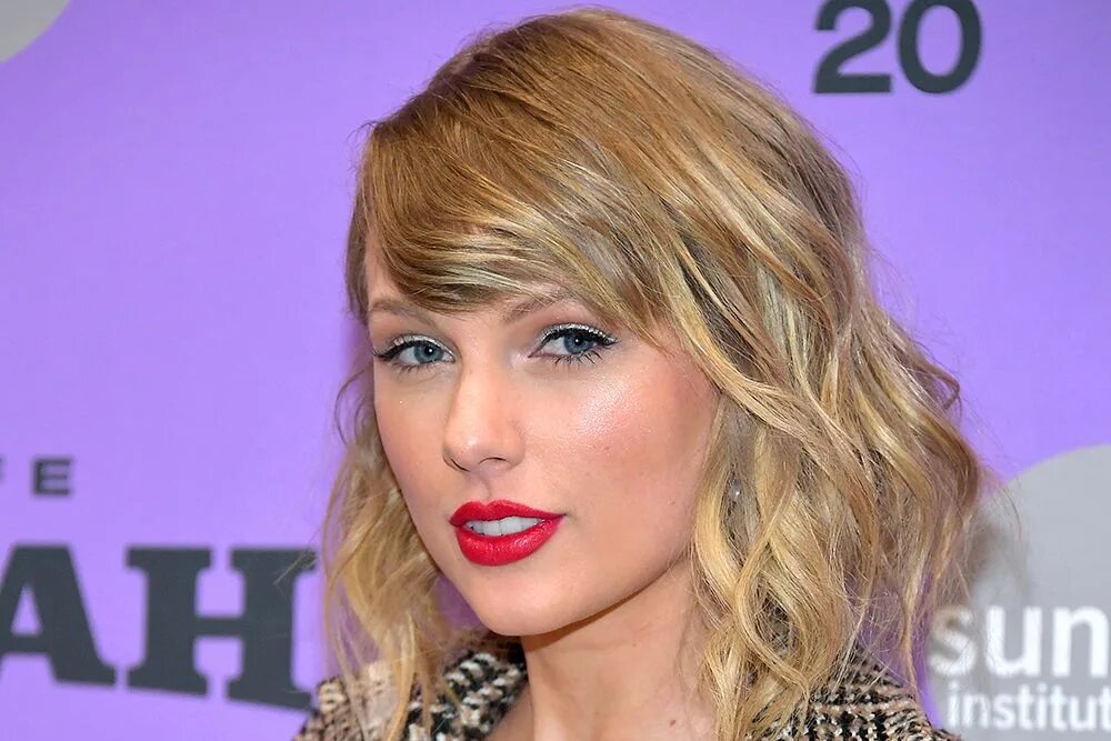 Taylor swift тейлор свифт. Тейлор свифт. Свифт новости. Тейлор свифт фото. Тейлор свифт 2019.