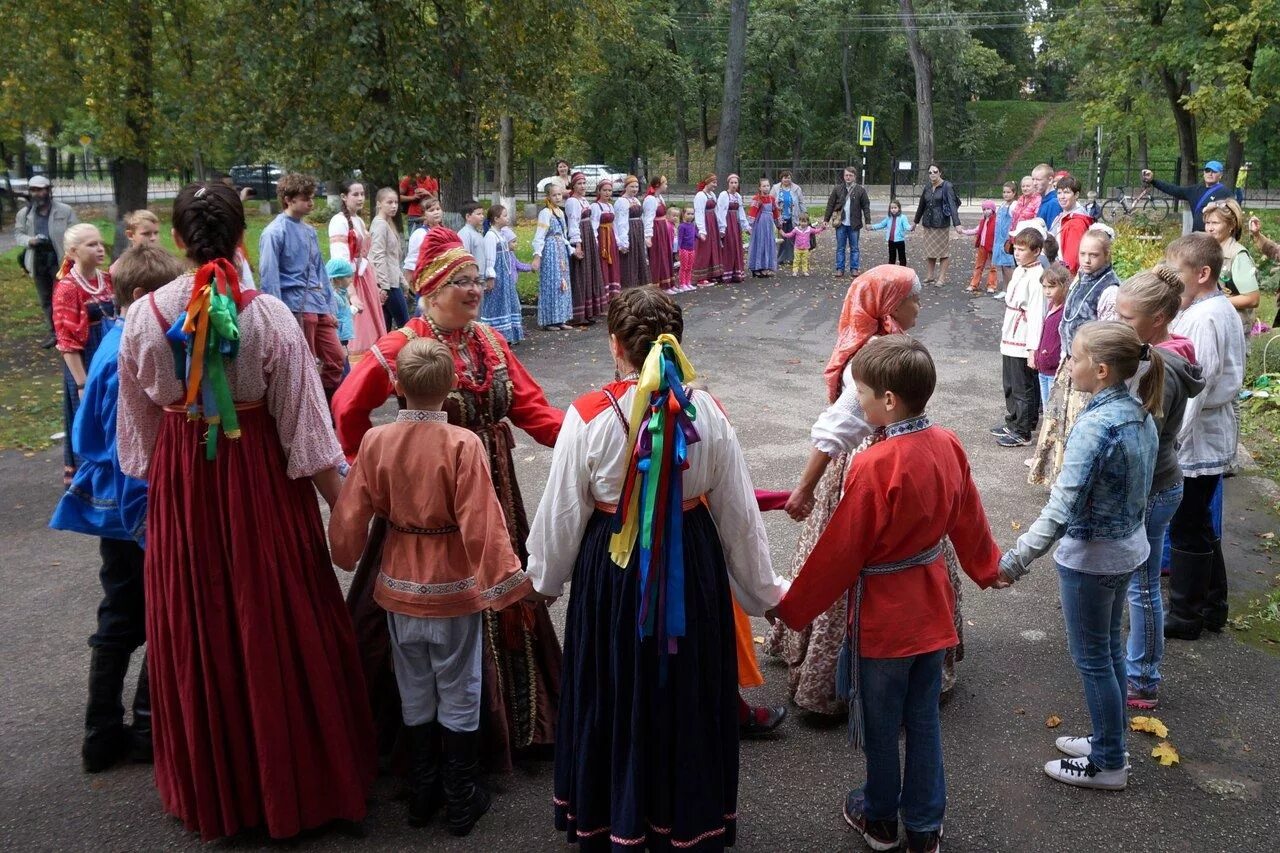 скобарь русский кулачный бой. кулачные бои на масленицу в москве 2022. скобари народ потешный едут с ярмарки. скобари народ потешный едут с ярмарки домой. скобари народ.