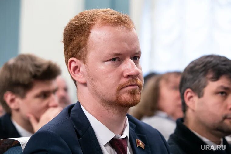 Денис Парфёнов Политинформатор