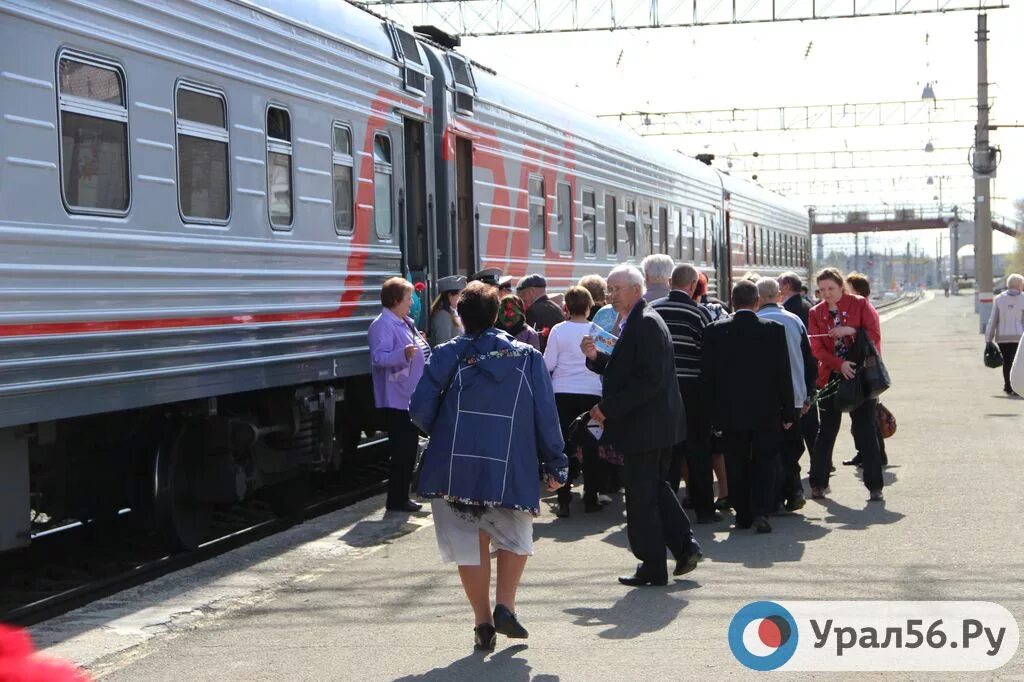 ЖД вокзал Оренбург Бузулук. Вокзал Орск электрички. Пригородный вокзал Оренбург. Поезд Оренбуржье. Расписание электричек оренбург бузулук на сегодня