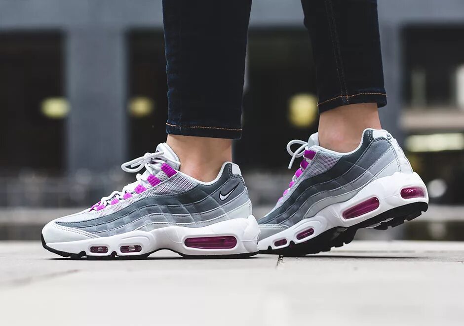 Nike Air Max 95. Nike Wmns Air Max 95. Nike Air Max 95 on feet. Nike Air Max 95 женские. Кроссовки найк 95