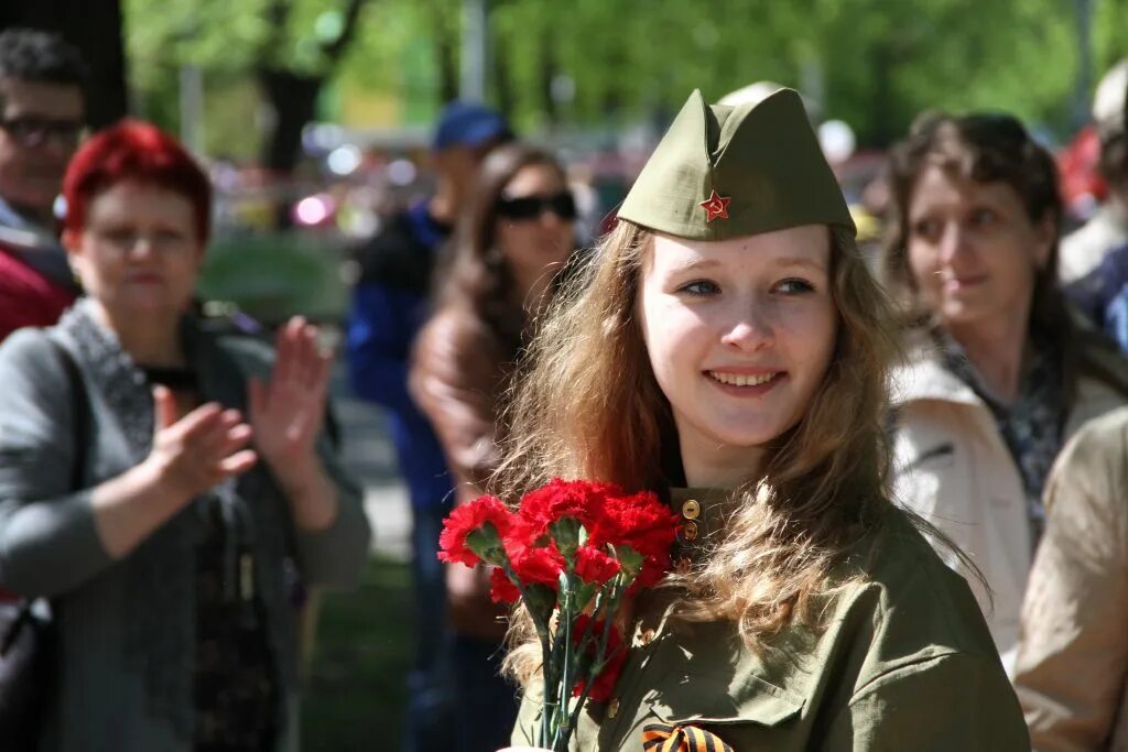 День победы подростки. С днем Победы. С праздником весны и Победы. Весенние праздники день Победы.