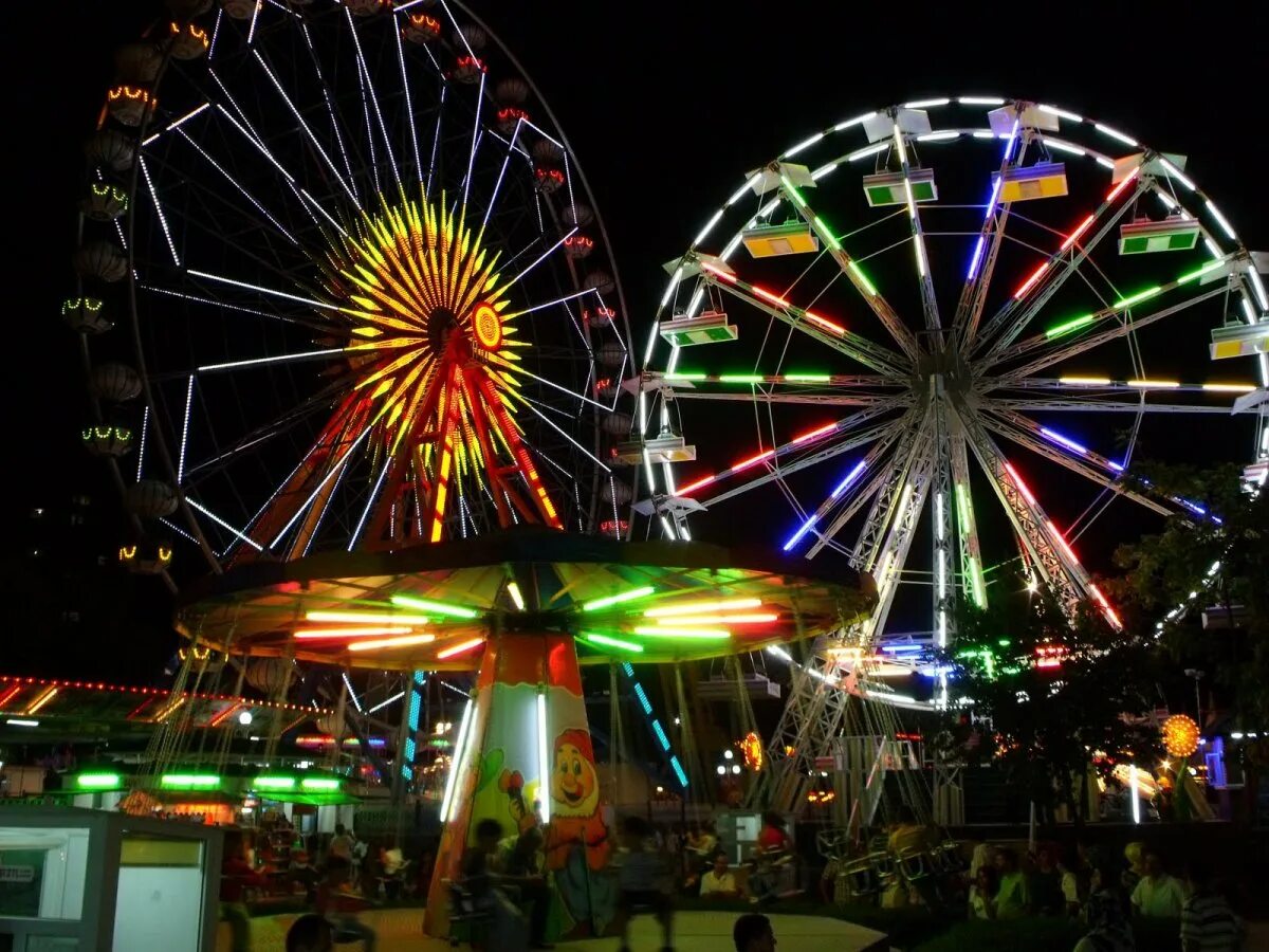 Аланья Alanya Luna Park. Бурса Лунапарк. Луна парк Анталья. Урзуф Лунапарк.