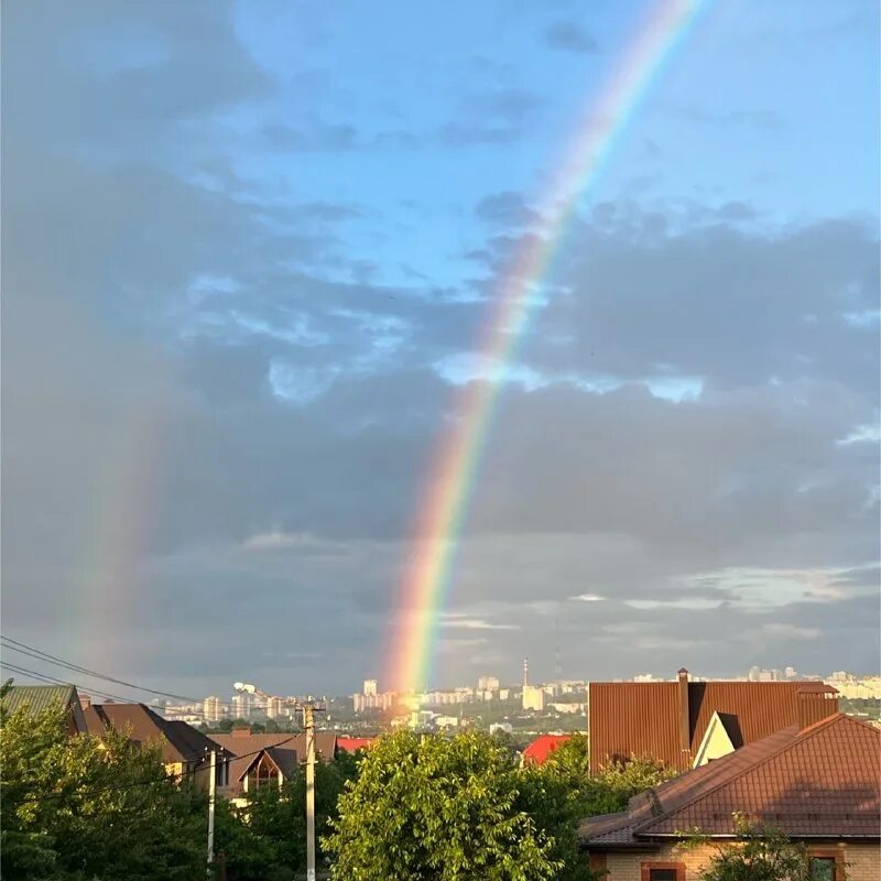 радуга дуга фото. радуга была сегодня. радуга дуга. небо над васильевским островом. горно-алтайск парк победы под радугой.