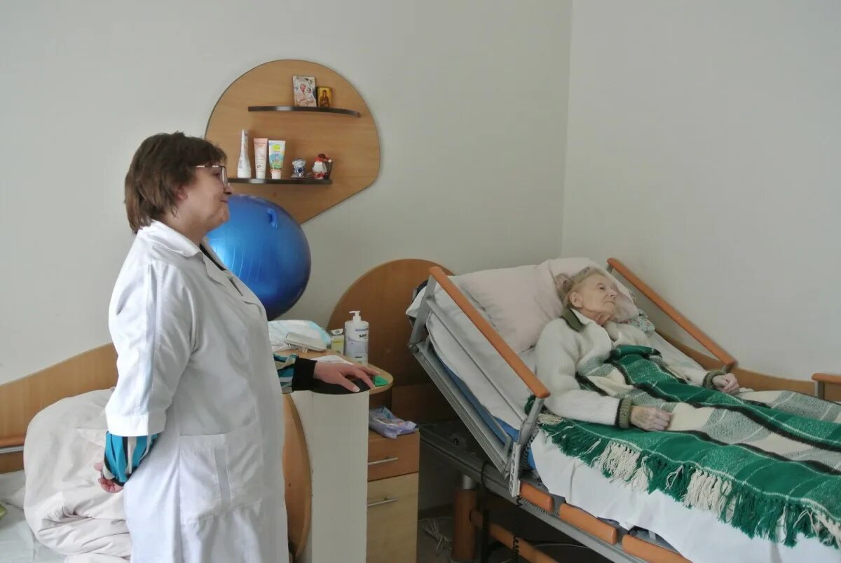 санаторий профилакторий бгу. бассейн в поставах в пятом городке номер. реабилитационный центр минская область. яжелбицы. загорье 2002 санаторий.