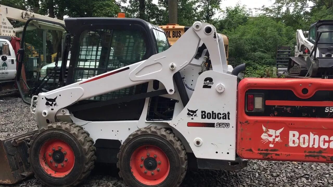 Бобкэт s570. Мини-погрузчик Bobcat s570. Bobcat 570. Bobcat. S570 тм8832. Bobcat расход