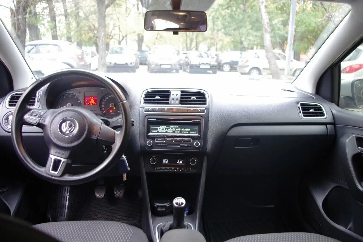 6 салон. поло 2012 года салон. Volkswagen polo 2012 салон. салон поло седан 2012. 4 автомат 2000 салон.