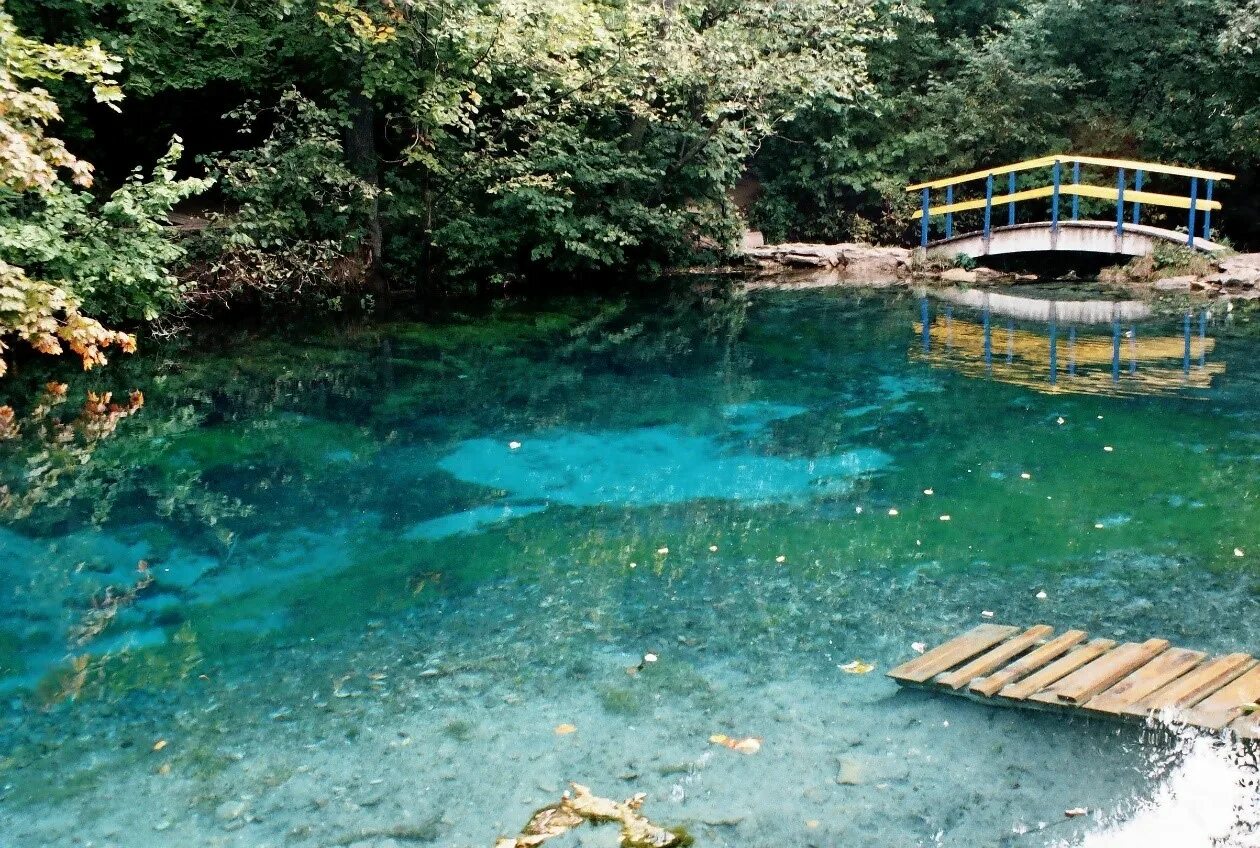 голубые карстовые озера казань. верхнее голубое озеро кабардино-балкария туристический комплекс. аскатские голубые озера горный алтай. комплекс голубое озеро. верхние голубые озера кабардино-балкарии.