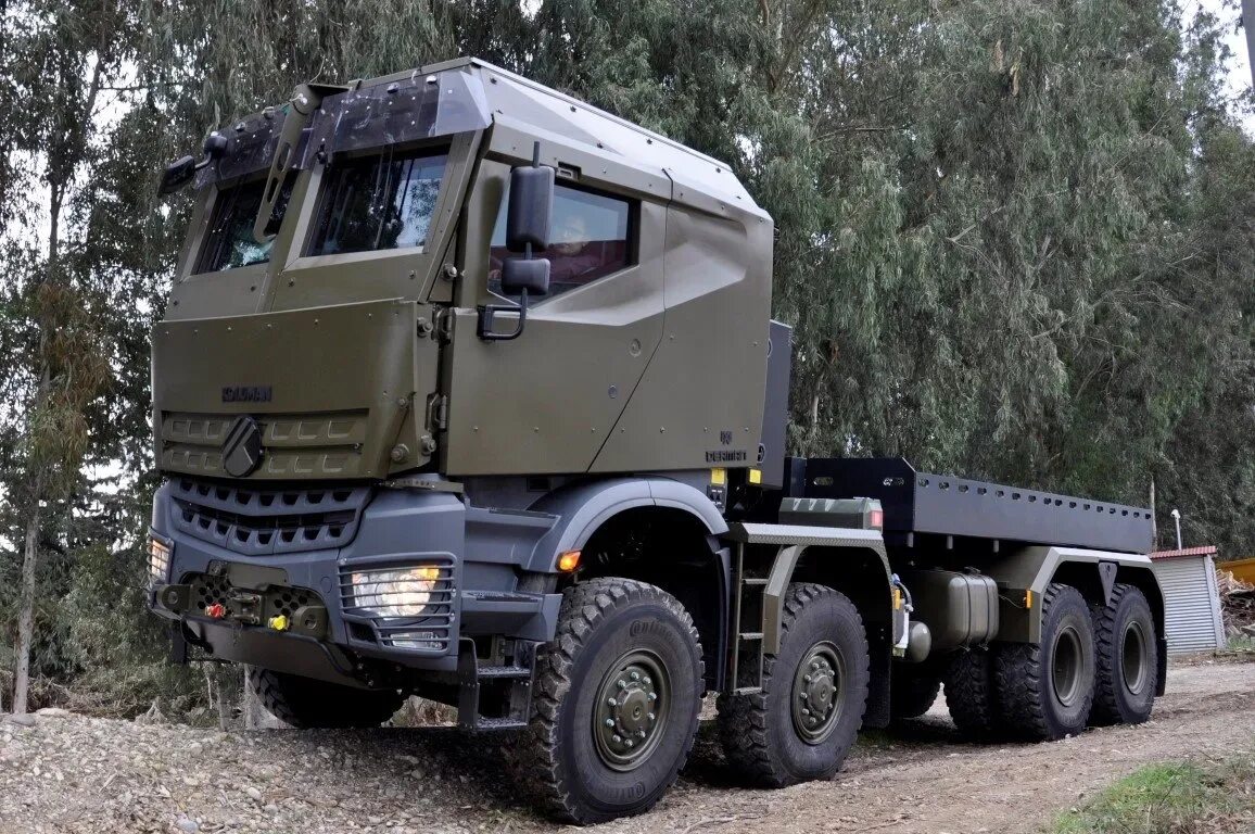 Х 8 88. Военный тягач man 8х8. Грузовик ман 8x8. КАМАЗ 8x8 бронированный. Ман седельный тягач 8x8.