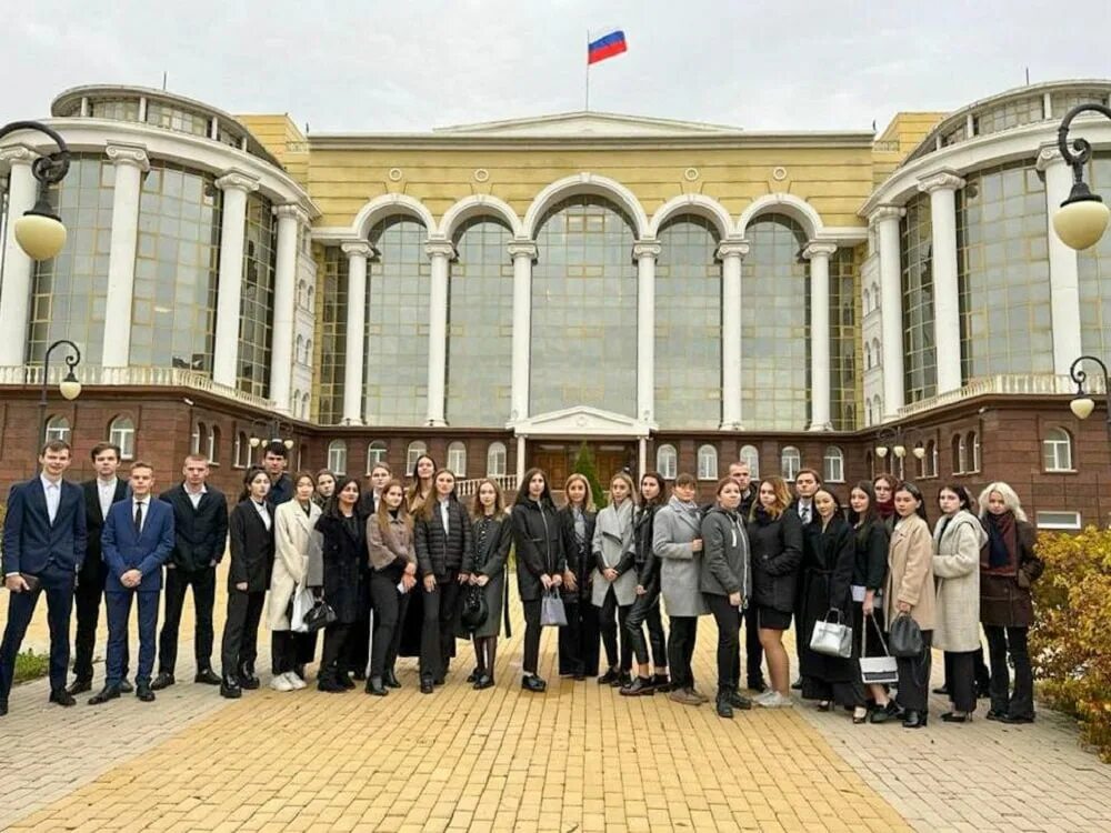 Областной суд астрахань