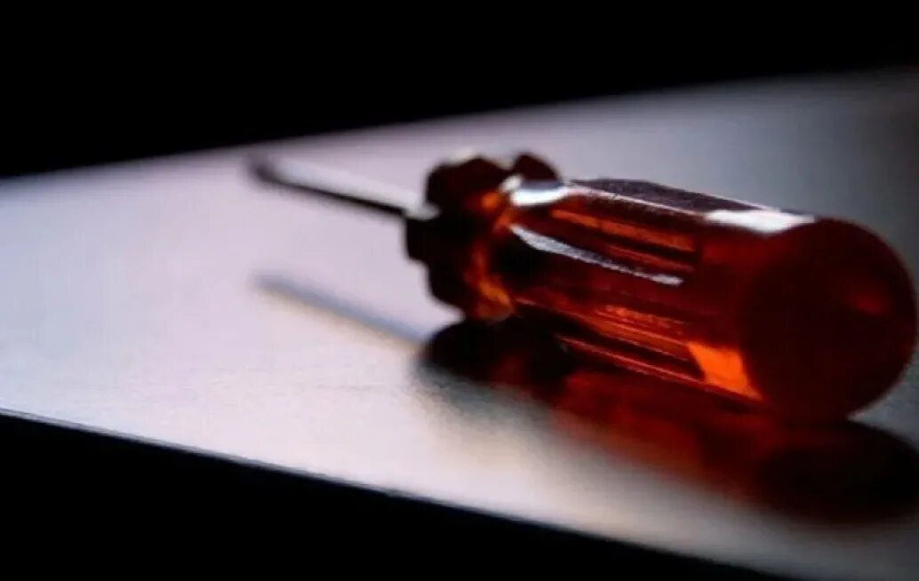 Сцкк. Мировой рекорд выход на 2 на турнике. 51 раз. Жим 60 +. Если сложить лист бумаги 103 раза.