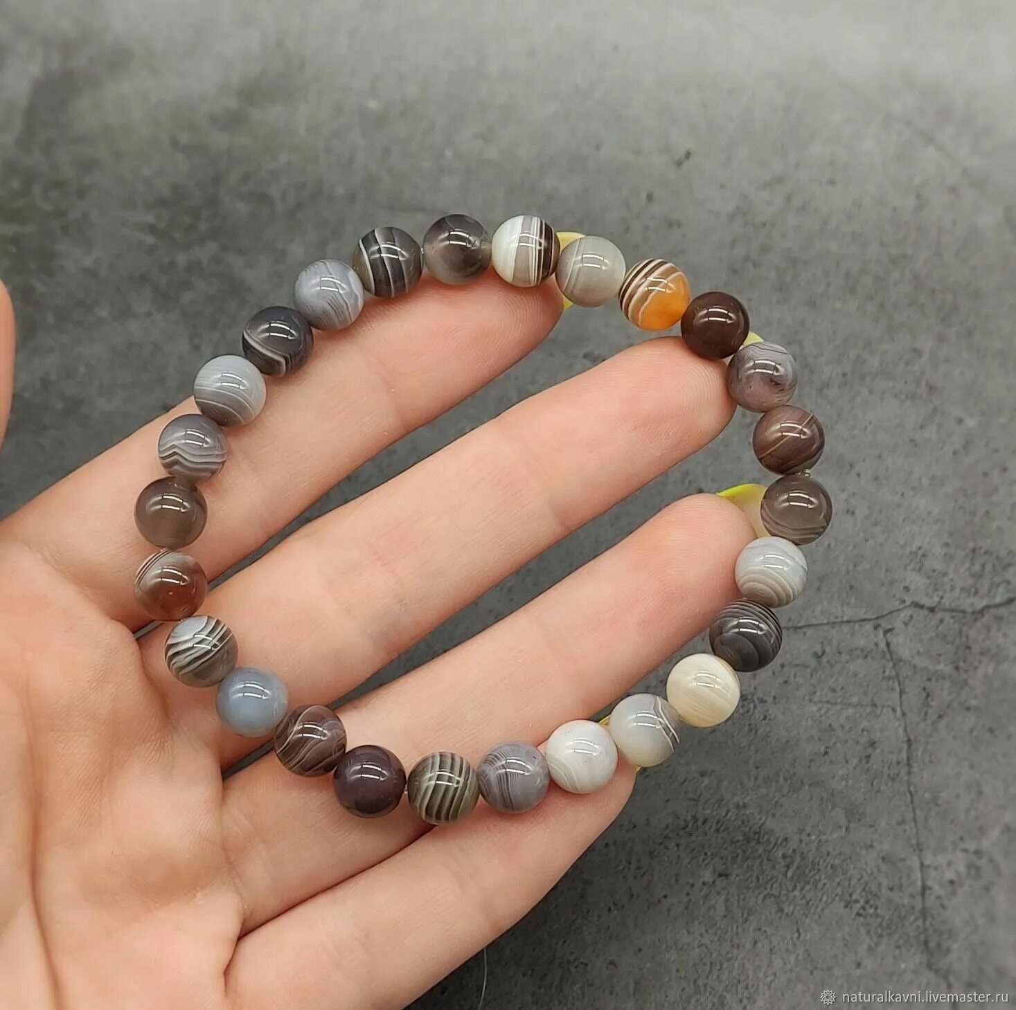 Браслет с голубым агатом. Браслет из камней агат e203570. Черный браслет агат 6 мм. Браслет koimarket агат. Браслет натуральный агат.