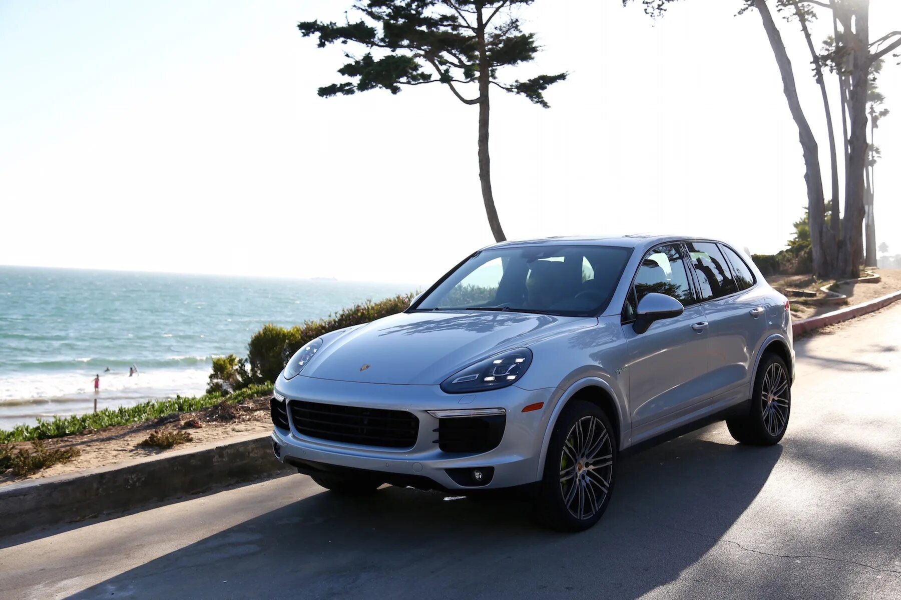 Cayenne hybrid. Порше кайен 2025. porsche cayenne turbo 2025. porsche cayenne e-hybrid 2025. porsche cayenne s e hybrid 2017.