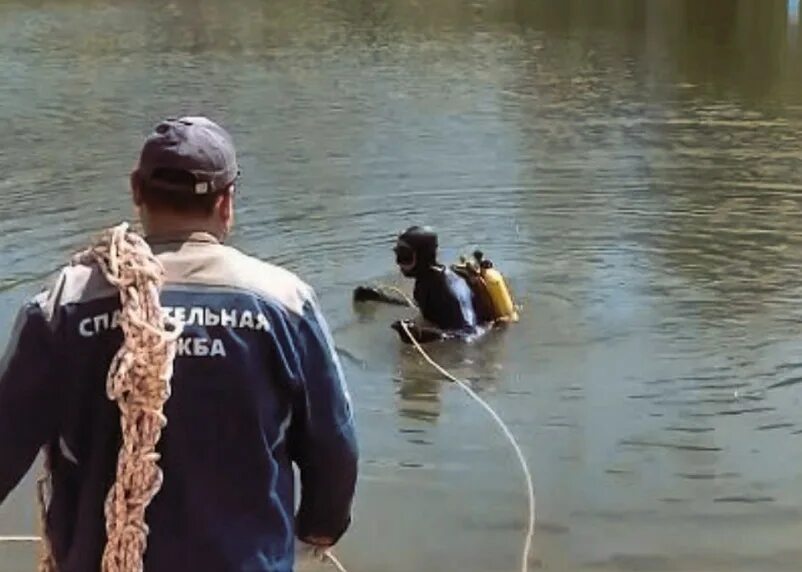 30 июля 22. Водолазы. Водолаз спасатель. Тонущий человек.