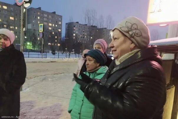 Депутат деревни недостоево семин фото Галина Трушина: "Ремонт двора в Недостоево под контролем"