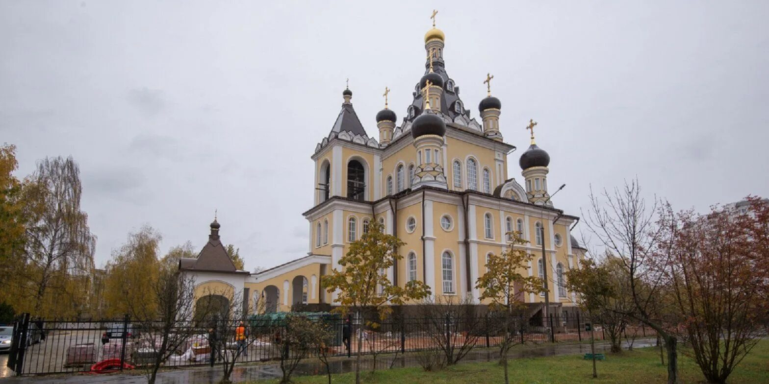 Православие в жулебино. Храм сретения господня в жулебино. храм сретения господня на саранской улице.