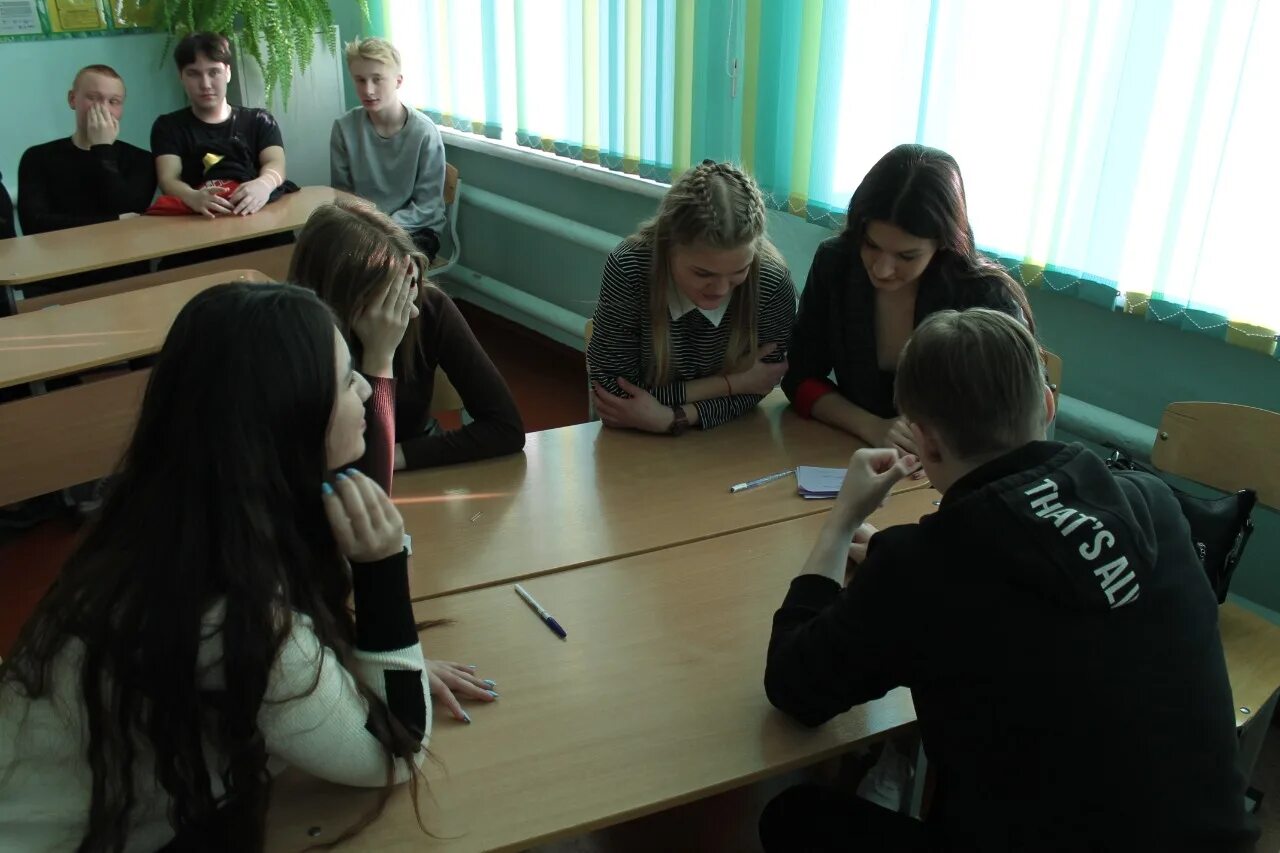 Каменск уральский школа 15. Школа 20 Каменск-Уральский. 20 Школа Каменск-Уральский внутри. 1 Школа Каменск Уральский внутри. Каменск Уральский школа 20 учителя.